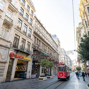 Upside Aparthotel Istanbul