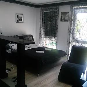 Feszek Apartman Hungary