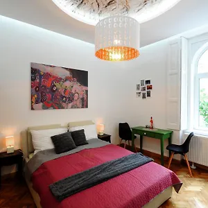 Stylish Apartman Hungary